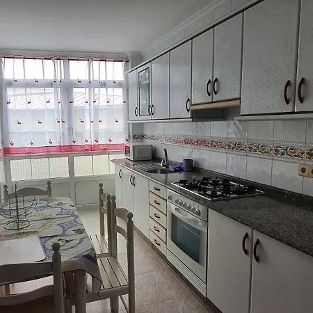 Piso Iria * Cee