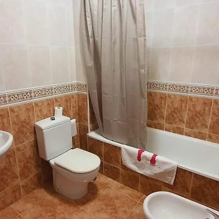 Piso Iria * Cee